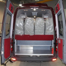 Кликните для увеличения изображения VOLKSWAGEN Crafter 50 Kasten; (турист) 109 л.с.; 20+1 мест. Чип-тюнинг до 136 л.с.